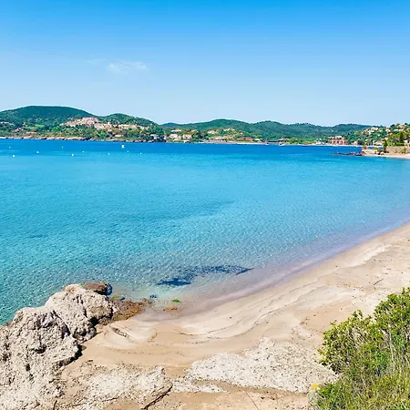 Exceptional - Sea View - 6 People - Air Conditioning - Parking Lägenhet